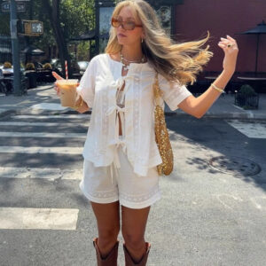 Kadın Günlük Bağcıklı Kesik Düz Renk Kısa Kollu Üst Gömlek Şort İki Parçalı Takım